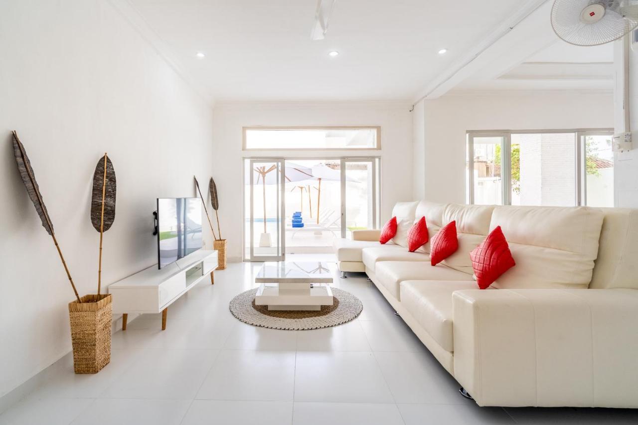 Luxury Minimalist Villa White Angel In Seminyak 外观 照片